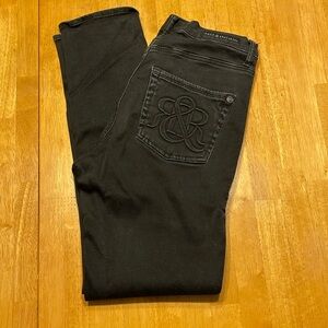 Women’s Rock and Republic jeans